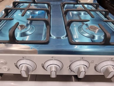 Ручки плиты засияют за 5 минут: экспресс-метод очистки без скобления и долгого оттирания