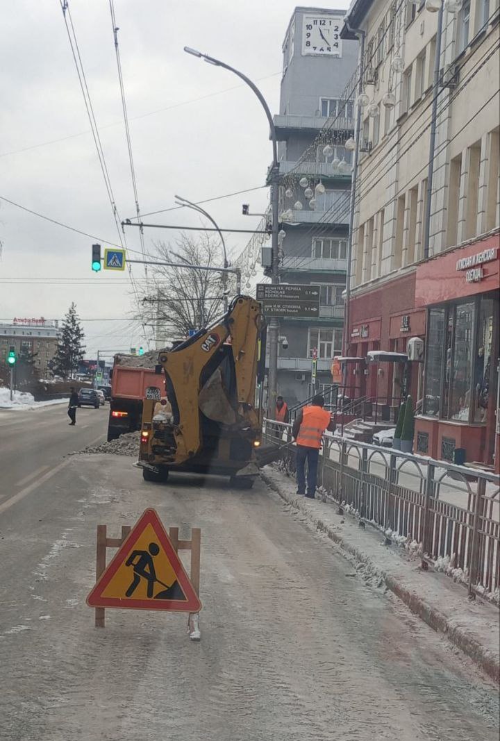 За трое суток вывезено более 70 тысяч кубометров снега За трое суток вывезено более 70 тысяч кубометров снега