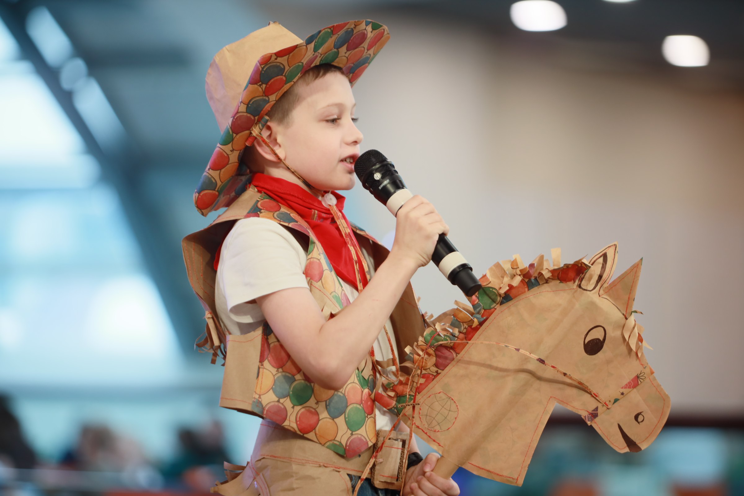 Лучшие наряды из вторсырья выбрали на конкурсе «Эко-мода» Лучшие наряды из вторсырья выбрали на конкурсе «Эко-мода»