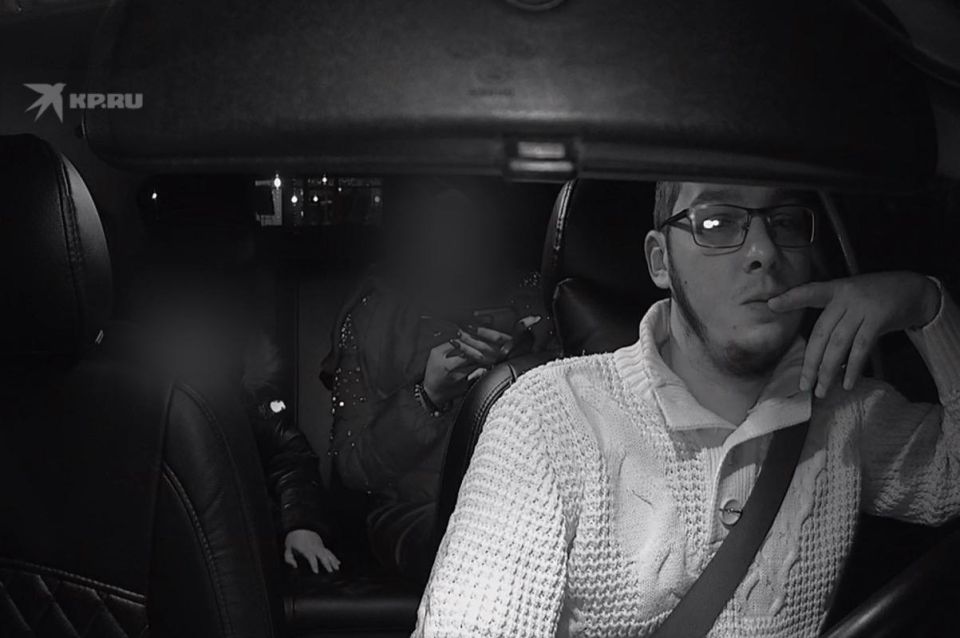 «Мать с ребенком отказалась выходить из машины»: отец пассажирки напал на таксиста в Новосибирске