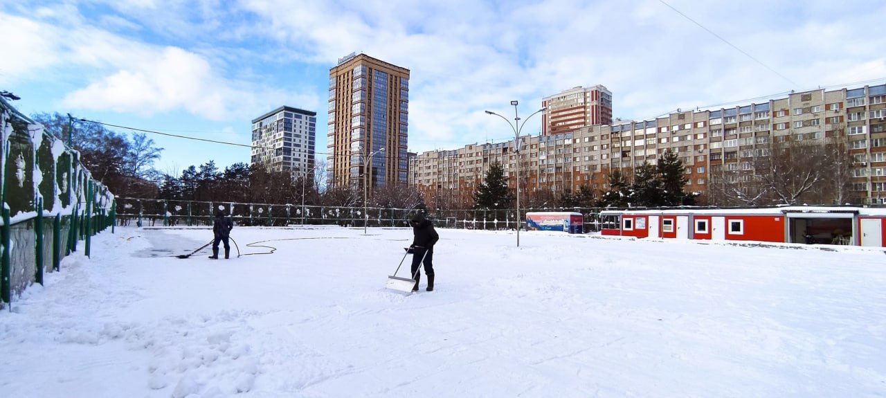 В учреждениях МАУ «Стадион» готовят площадки для зимних активностей В учреждениях МАУ «Стадион» готовят площадки для зимних активностей