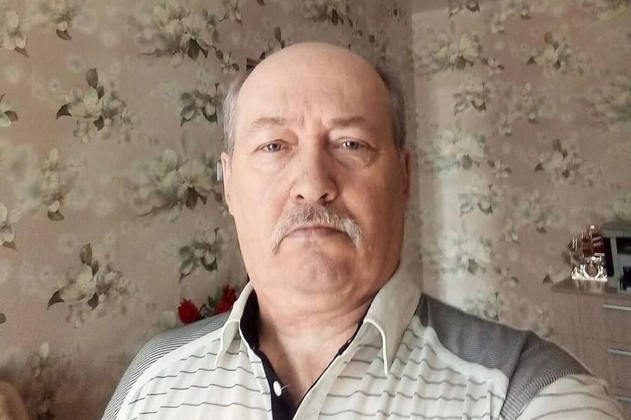 «Ты не наш больной»: новосибирец умирал от инфаркта, а его на пять часов оставили в коридоре больницы