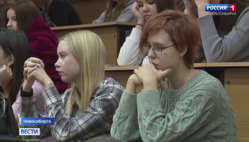 Герои среди нас. Участники специальной военной операции встречаются со школьниками и студентами Новосибирска во время «Марафона добрых дел»