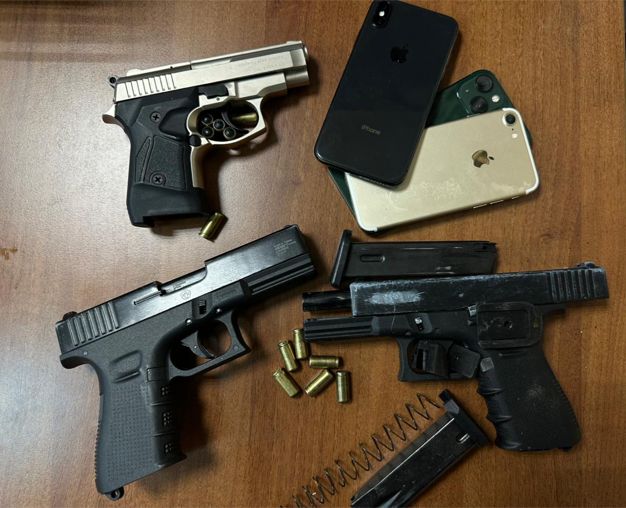 Трем жителям региона избрана мера пресечения обвиняемых в разбое и похищении мужчины Трем жителям региона избрана мера пресечения обвиняемых в разбое и похищении мужчины