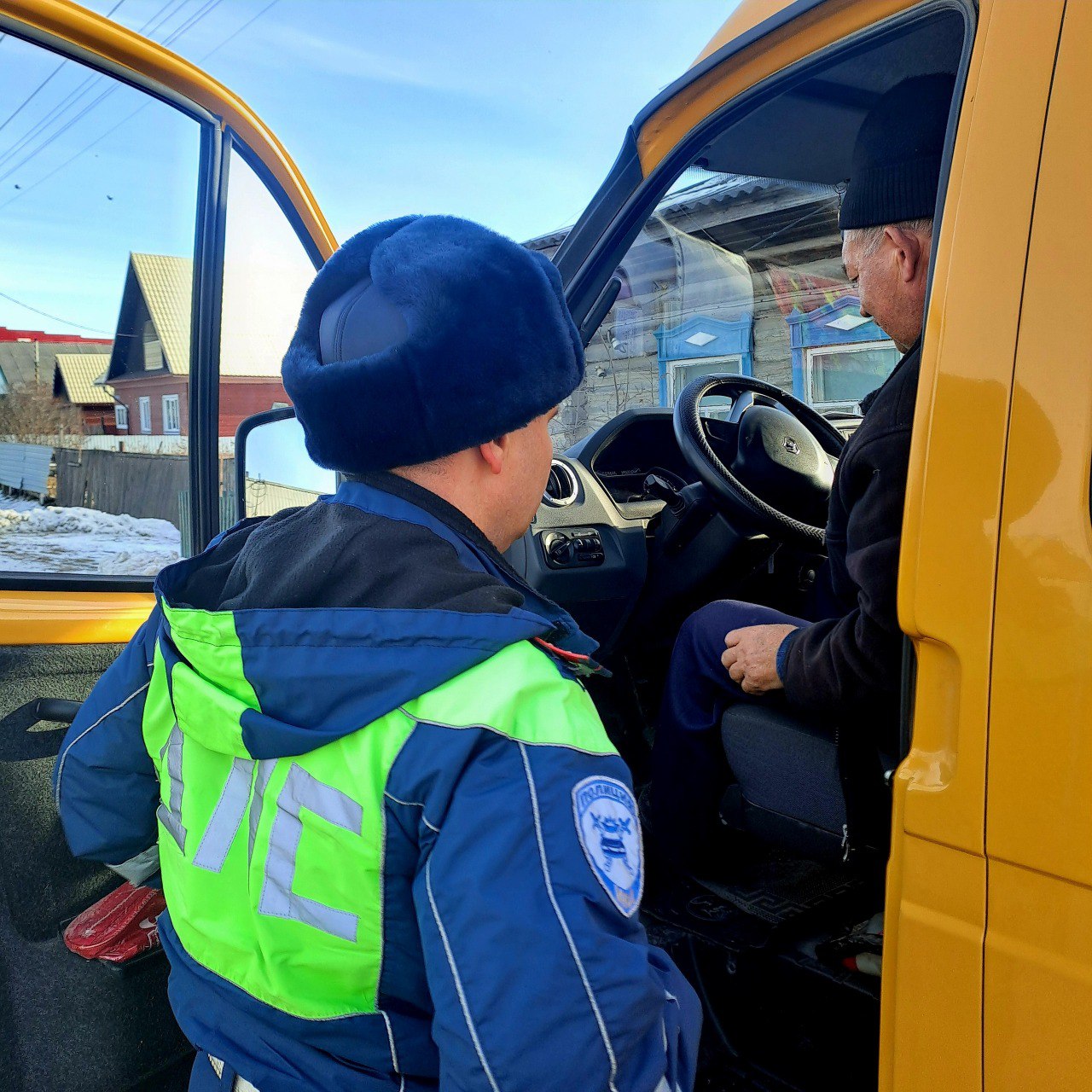 Безопасный путь: Сотрудники Госавтоинспекции Венгеровского района провели профилактическую акцию Безопасный путь: Сотрудники Госавтоинспекции Венгеровского района провели профилактическую акцию