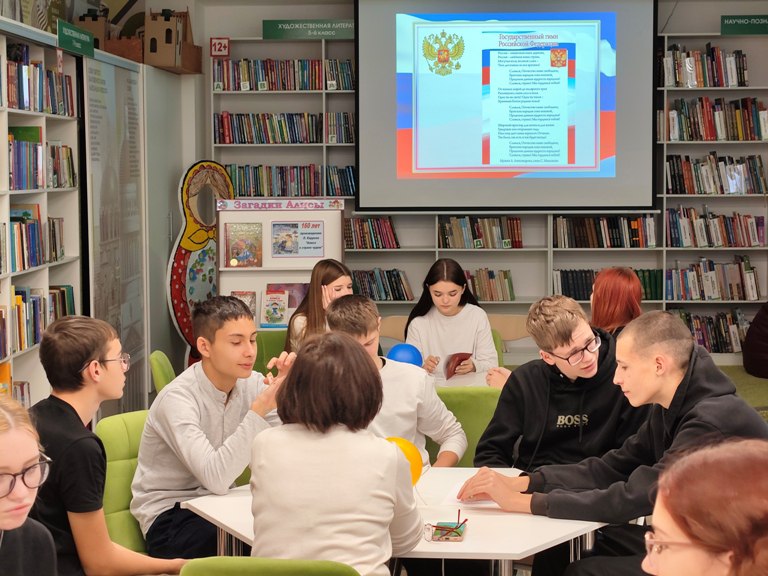 В Северном районе прошел брейн-ринг по избирательному праву «Ты – будущий избиратель!» в форме состязаний между командами школьников 9-х классов Северной средней школы