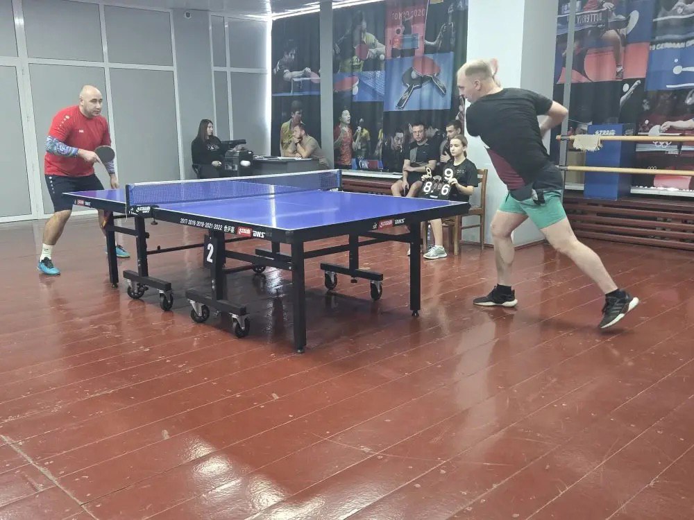 В Новосибирске состоялись соревнования по настольному теннису среди подразделений областного Главка МВД