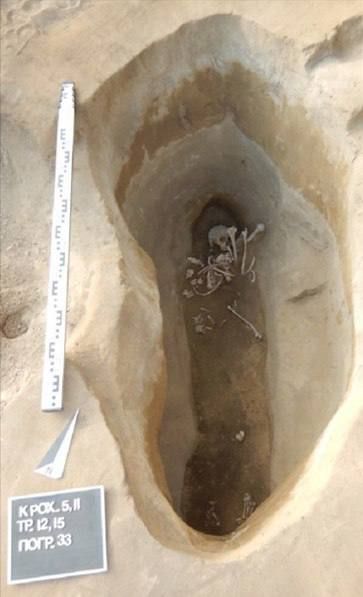 Захоронение эпохи неолита, схожее по форме с лодкой, обнаружили в Коченевском районе Новосибирской области, сообщил академик РАН Вячеслав Молодин