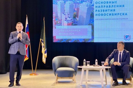 Максим Кудрявцев встретился с жителями Калининского района и Центрального округа