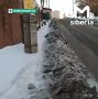 Очередной заваленный тротуар в Новосибирске