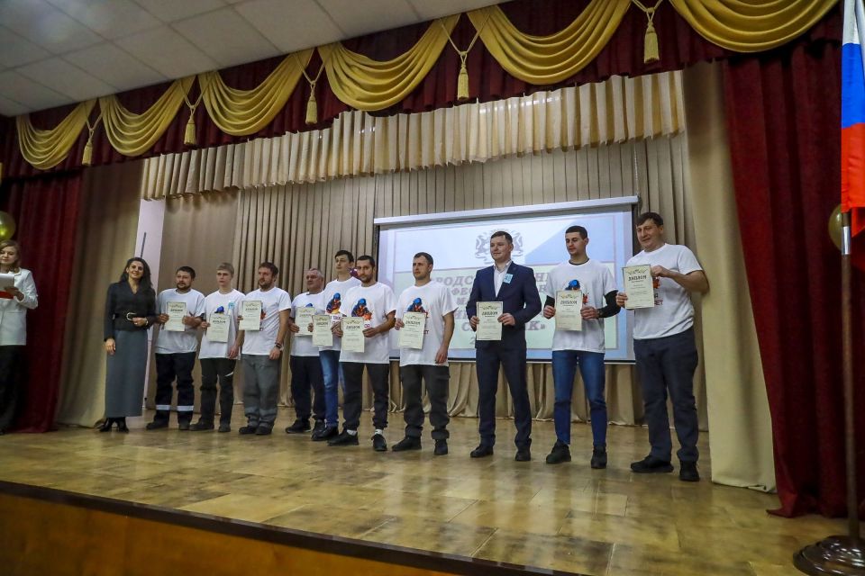 Лучшим сварщиком в Новосибирске стал сотрудник «Сибирского Гурмана»