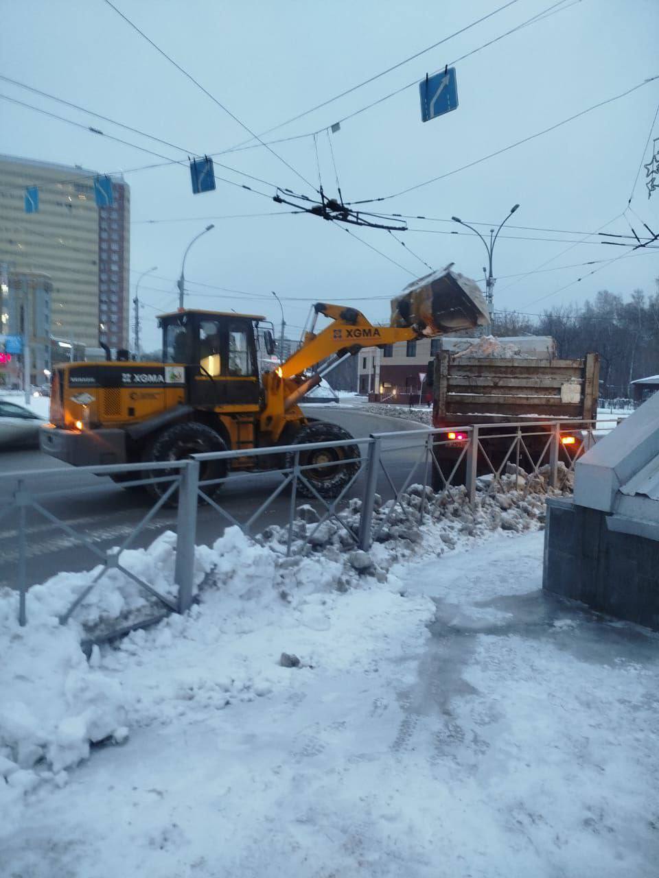 Мэр Новосибирска Максим Кудрявцев поручил специалистам профильного департамента провести инспекции по контролю качества уборки дорог в районах города Мэр Новосибирска Максим Кудрявцев поручил специалистам профильного департамента провести инспекции по контролю качества уборки дорог в районах города