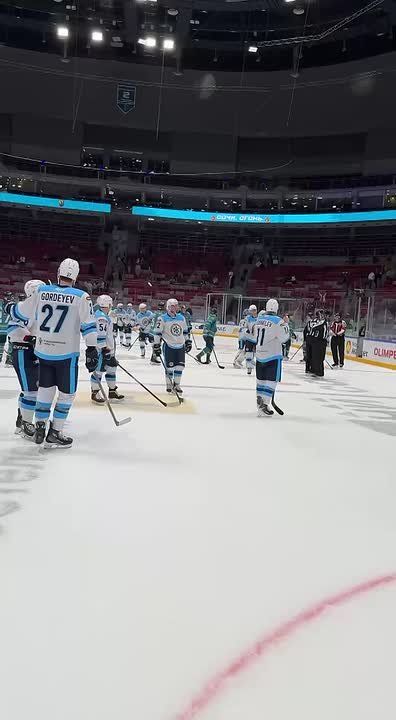 И снова в самое сердечко ХК «Сибирь» одержал вторую победу подряд