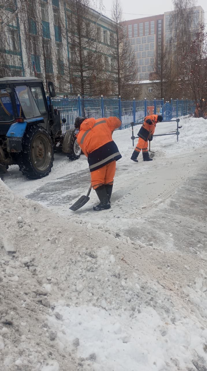 За трое суток вывезено около 58 тысяч кубометров снега За трое суток вывезено около 58 тысяч кубометров снега
