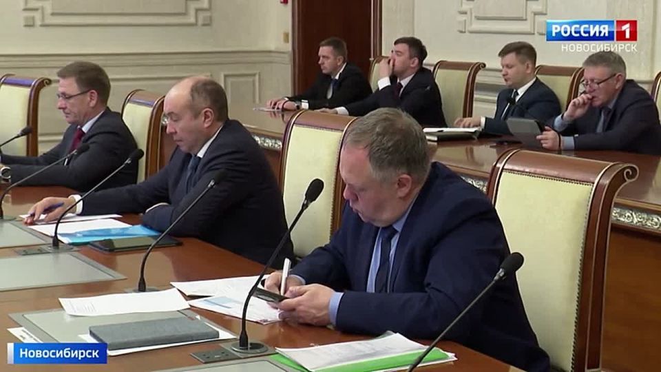 Битва со снегом. Масштабная уборка снега продолжается в Новосибирске