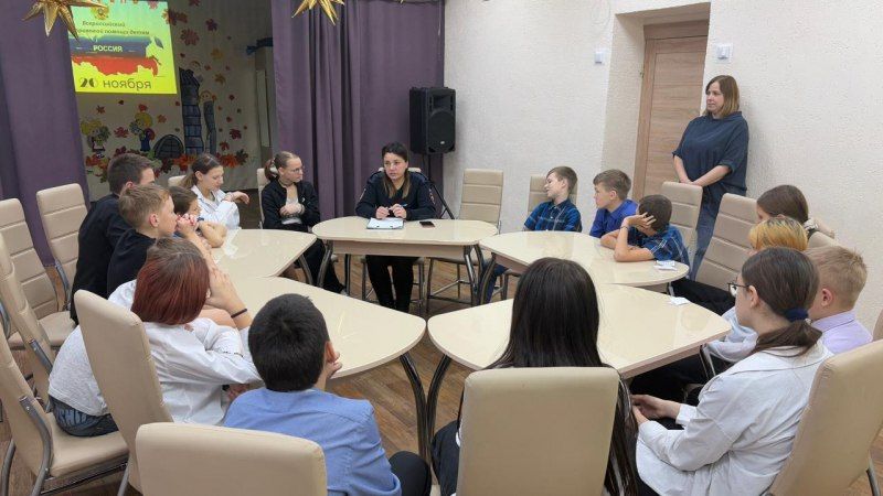 В Новосибирске сотрудники полиции приняли участие в мероприятиях, посвященных Дню правовой помощи детям