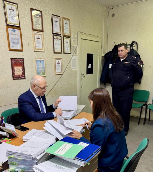 Заместитель начальника Следственного департамента МВД России генерал-майор юстиции Олег Даньшин с рабочей поездкой посетил город Новосибирск Заместитель начальника Следственного департамента МВД России генерал-майор юстиции Олег Даньшин с рабочей поездкой посетил город Новосибирск