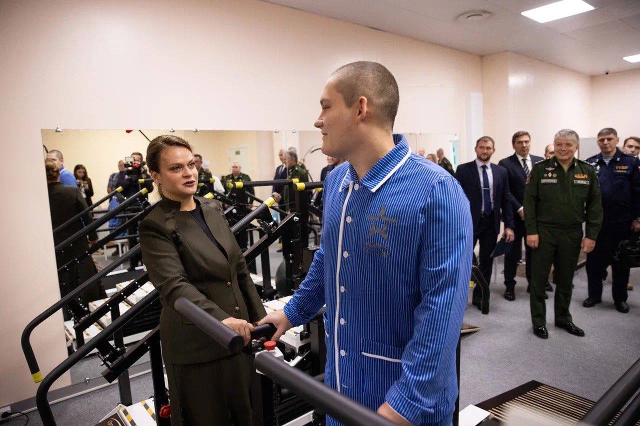 Анна Цивилева: Проверила организацию лечения и реабилитации госпиталя Минобороны РФ в Новосибирске