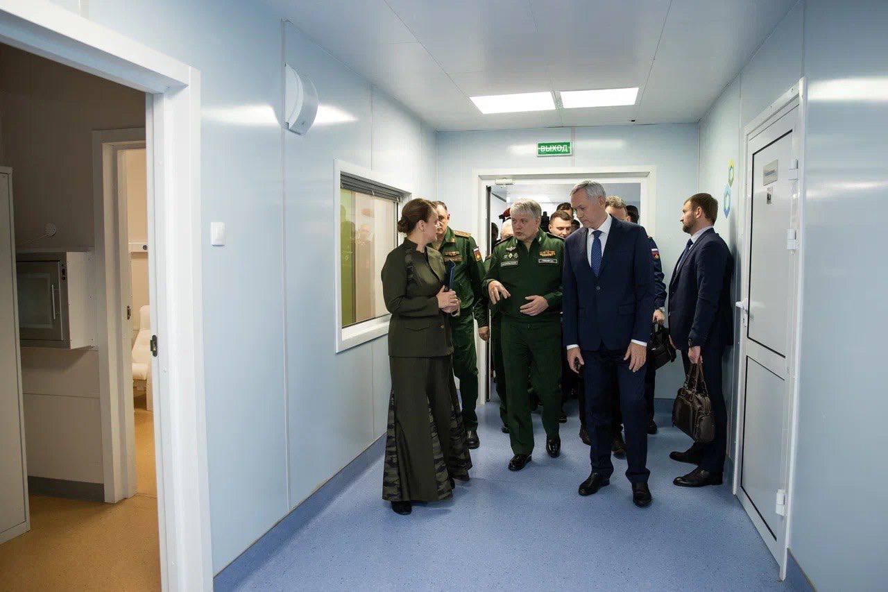 Анна Цивилева: Проверила организацию лечения и реабилитации госпиталя Минобороны РФ в Новосибирске Анна Цивилева: Проверила организацию лечения и реабилитации госпиталя Минобороны РФ в Новосибирске