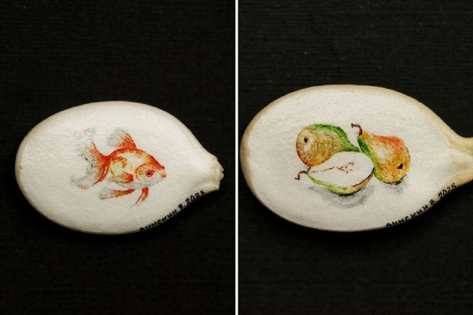 Новосибирец сделал рисунки акварелью на тыквенных семечках