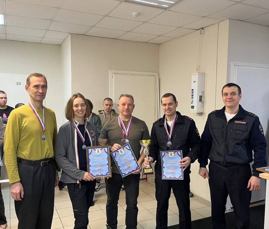 В Новосибирской области состоялись соревнования по плаванию среди полицейских В Новосибирской области состоялись соревнования по плаванию среди полицейских