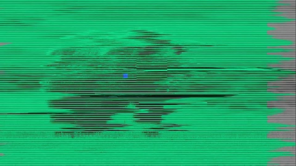 Девушка протаранила забор школы №215 в Новосибирске и едва не сбила детей