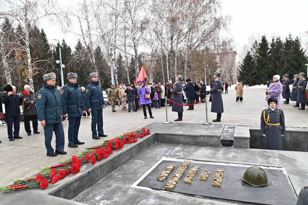 В Новосибирске почтили память погибших воинов В Новосибирске почтили память погибших воинов