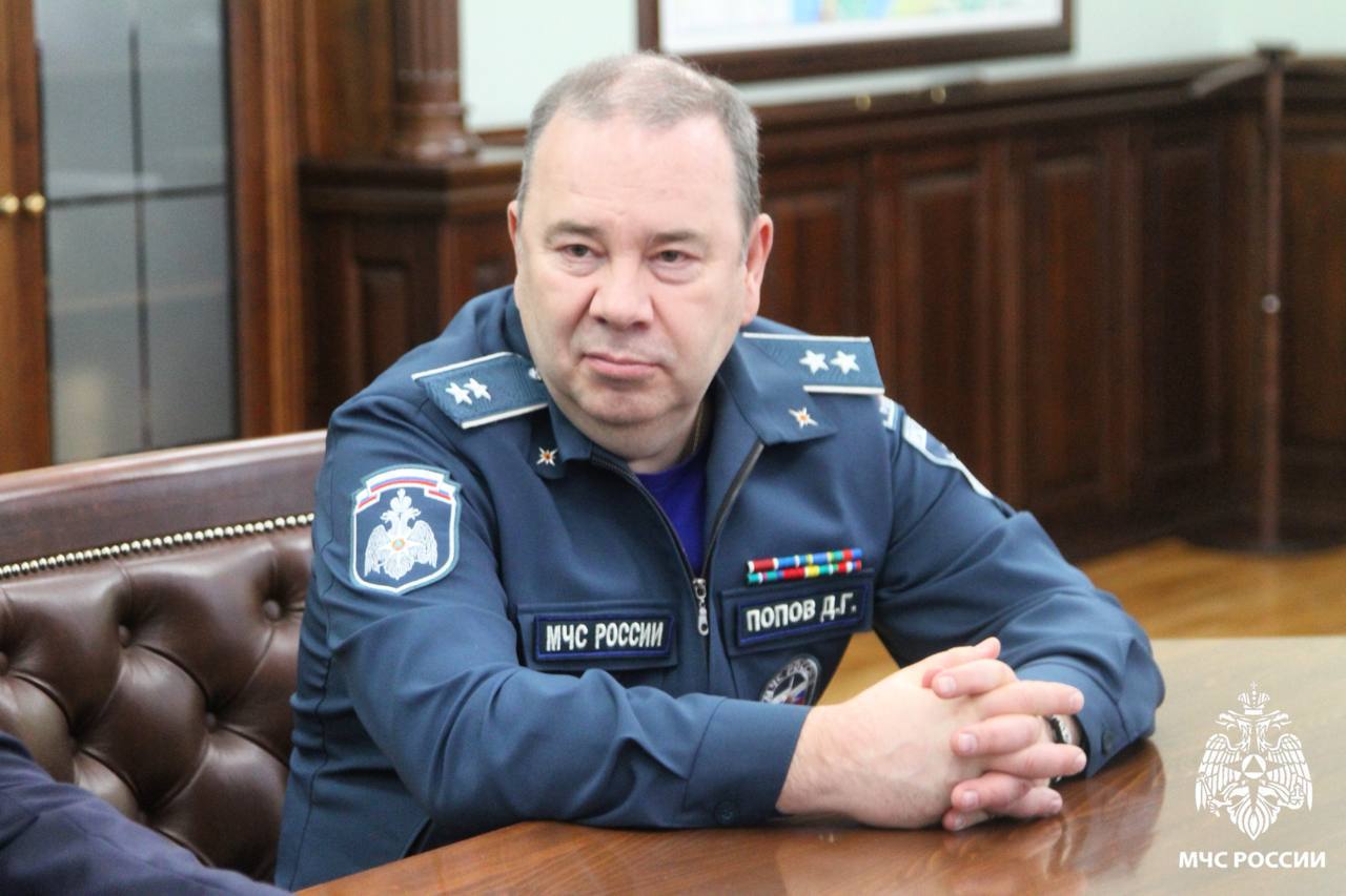 Статс-секретарь - заместитель Министра МЧС России Денис Попов обсудил вопросы безопасности с руководителями Сибирского федерального округа Статс-секретарь - заместитель Министра МЧС России Денис Попов обсудил вопросы безопасности с руководителями Сибирского федерального округа