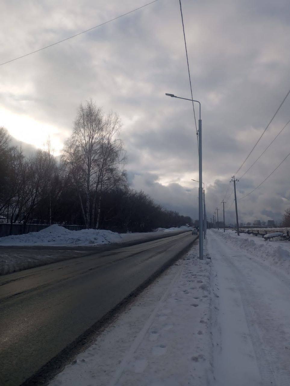 Максим Кудрявцев: На улице Тайгинской завершается устройство новой линии освещения Максим Кудрявцев: На улице Тайгинской завершается устройство новой линии освещения