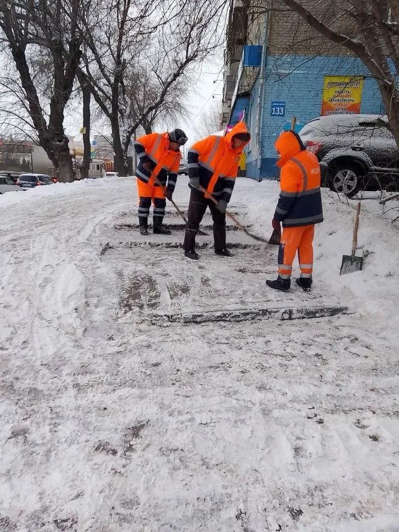 За трое суток вывезено более 65 тысяч кубометров снега За трое суток вывезено более 65 тысяч кубометров снега