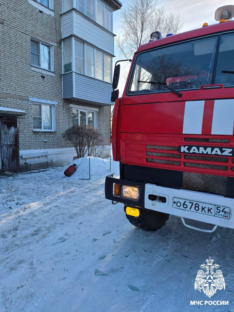 Сотрудники МЧС России ликвидировали последствия хлопка газа в Барабинском районе