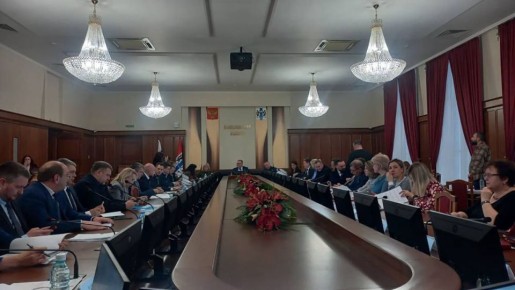 В Новосибирске прошло заседание Комитета по транспортной, промышленной и информационной политике