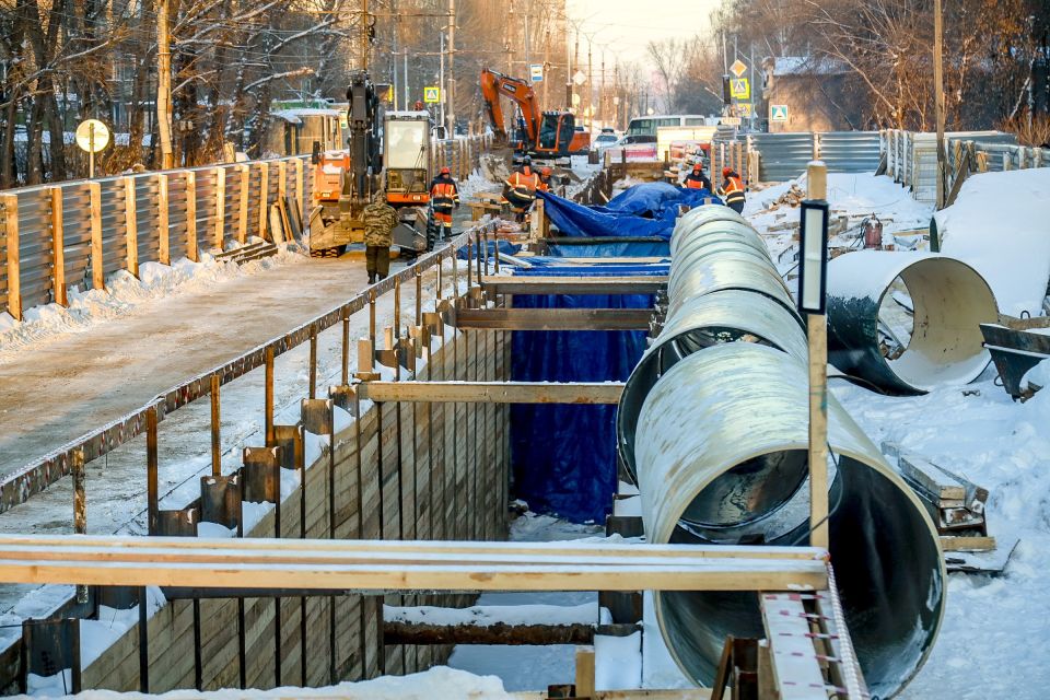 Максим Кудрявцев: Завершаем реконструкцию 500-метрового участка коллектора в Кировском районе