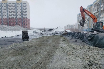 Подрядчик приступил к основным работам по строительству дороги на Титова