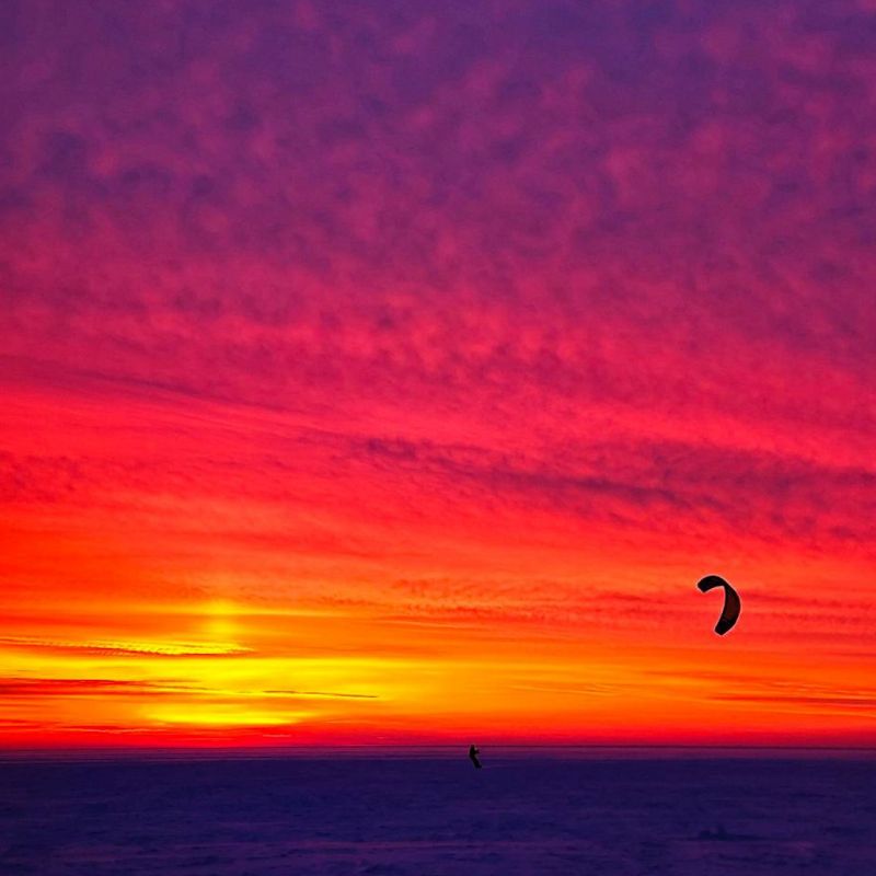 Вы продолжаете делиться красотой новосибирских закатов