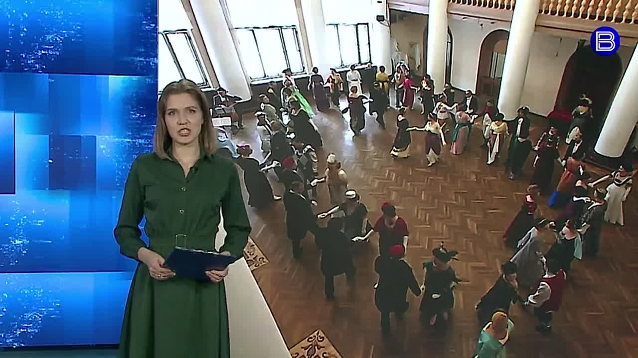 Время костюмов. Традиционный декабрьский исторический бал прошёл в Новосибирске