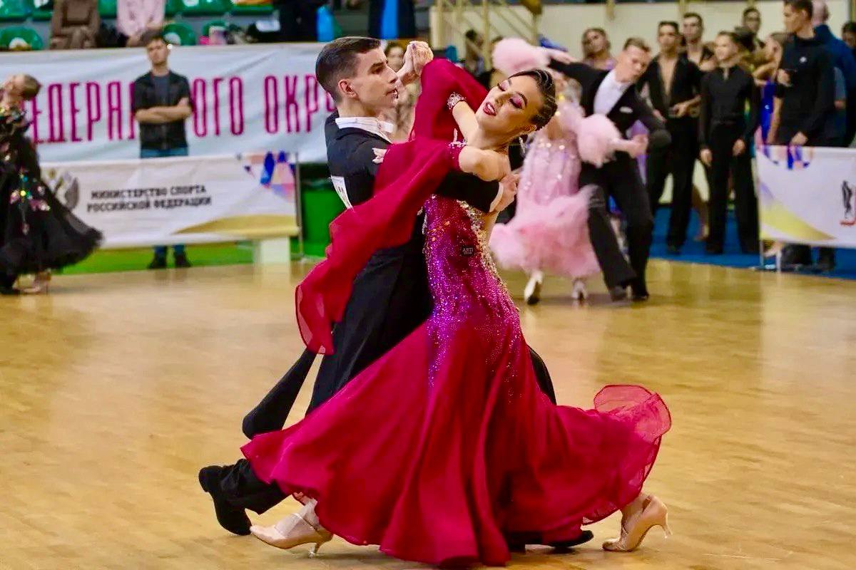 Максим Кудрявцев: С 12 по 14 декабря в спорткомплексе «Север» проходят традиционные соревнования по танцевальному спорту — «Кубок мэра города Новосибирска», а также чемпионат и первенство города Новосибирска по танцевальному... Максим Кудрявцев: С 12 по 14 декабря в спорткомплексе «Север» проходят традиционные соревнования по танцевальному спорту — «Кубок мэра города Новосибирска», а также чемпионат и первенство города Новосибирска по танцевальному...