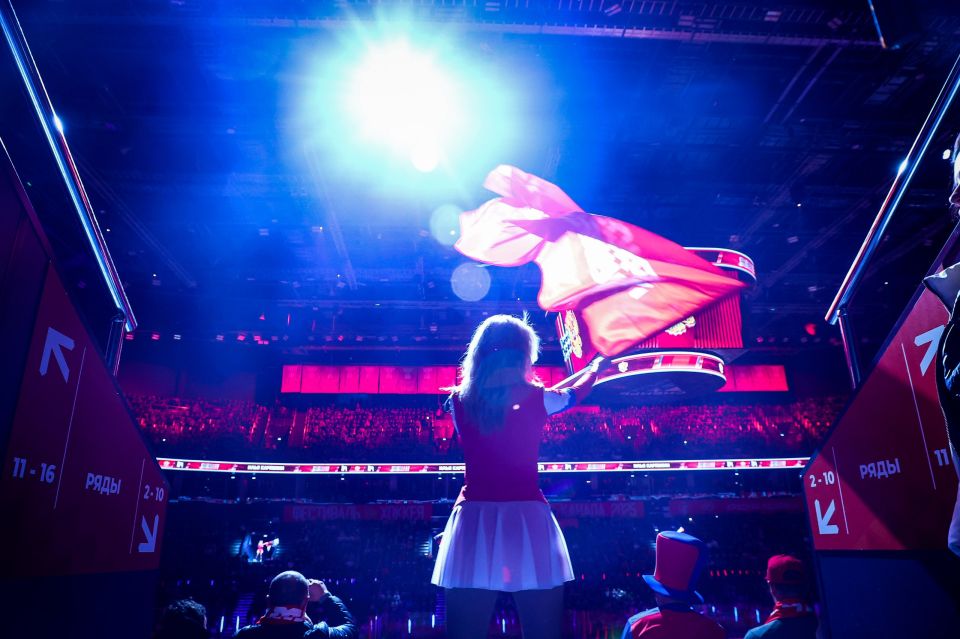 Сборная РФ по хоккею одержала убедительную победу над соперниками из Беларуси на Кубке Первого канала