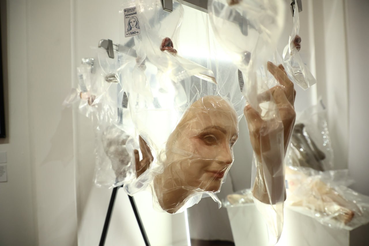 Заглянуть в будущее предлагает выставка необычных арт-объектов в ЦК19