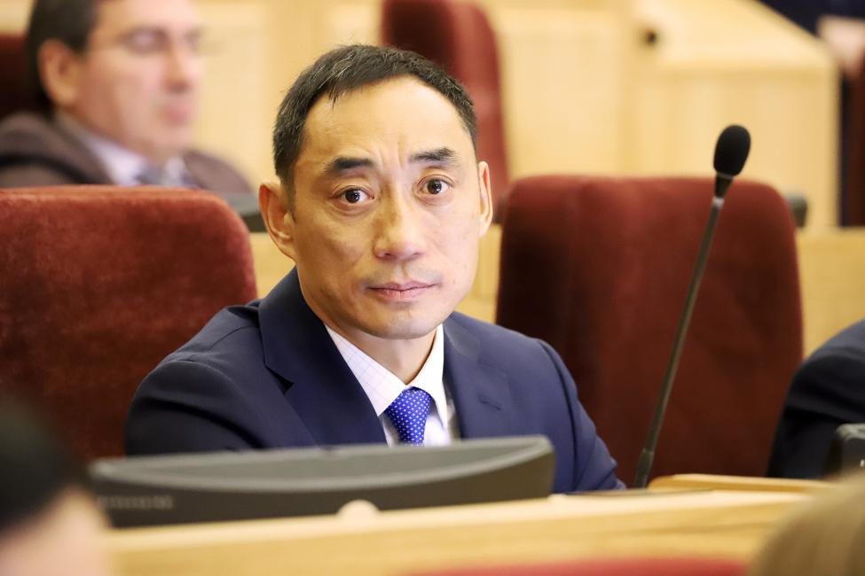 В ходе заседания четвертой сессии Законодательного Собрания Новосибирской области избран заместитель председателя комитета регионального парламента