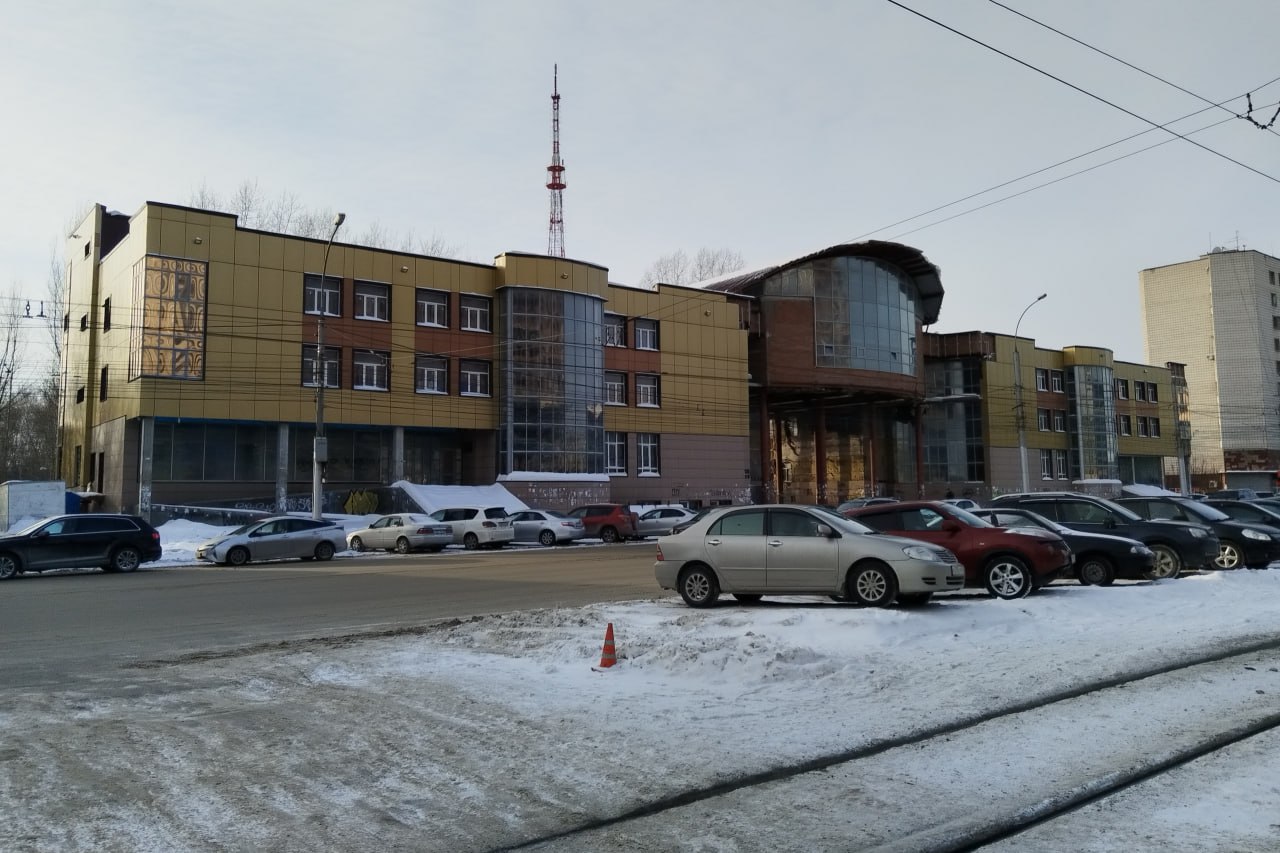 Здание со шпилем может появиться на месте 16-летнего долгостроя на Маркса Здание со шпилем может появиться на месте 16-летнего долгостроя на Маркса