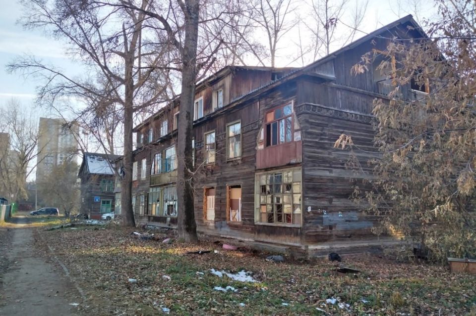 Новосибирская мэрия выкупит квартиры в 5 аварийных домах: адреса