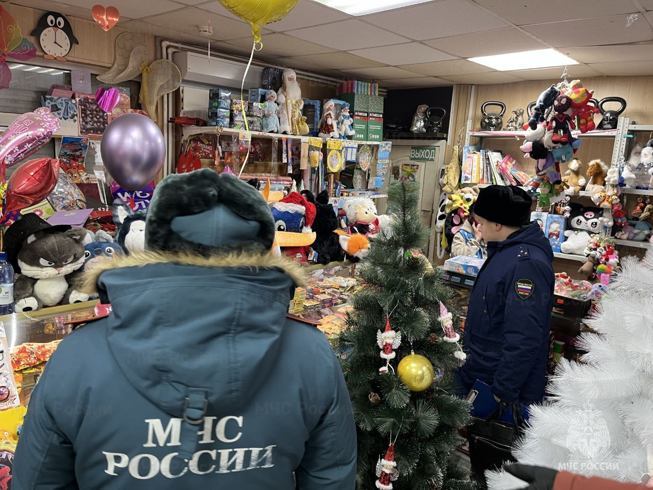 Безопасный Новый год: контроль за пиротехникой Безопасный Новый год: контроль за пиротехникой