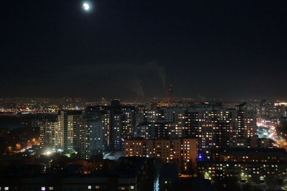 ����� 8000 �������� ������������ ������ �������� � ������������ �� ���