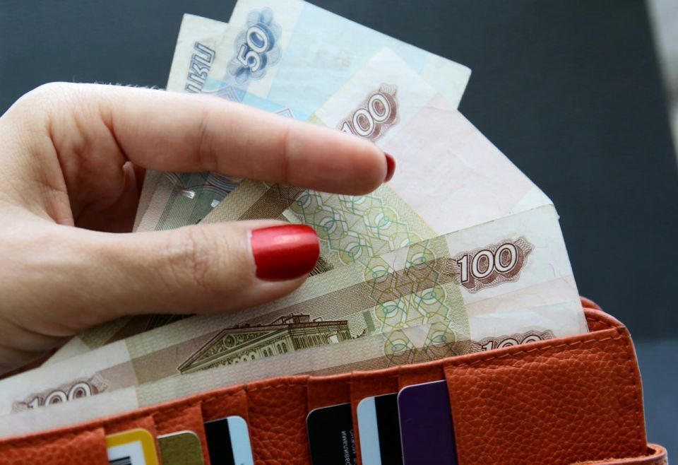 Больничные и восемь МРОТ: кому дадут единое пособие на детей в 2026 году