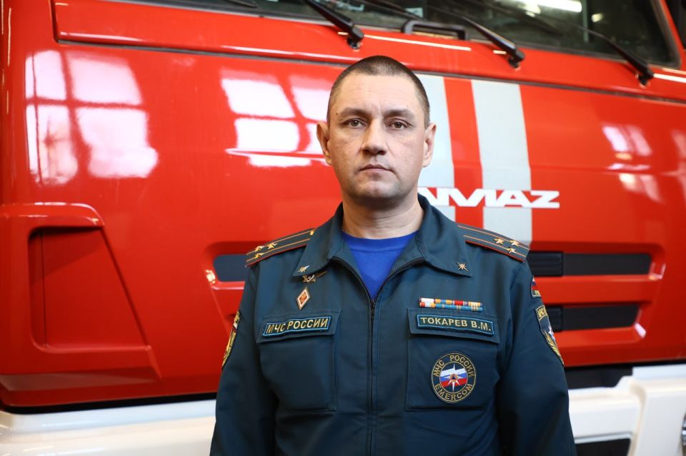 «В огне погоны не видны»: опытный пожарный о реалиях профессии