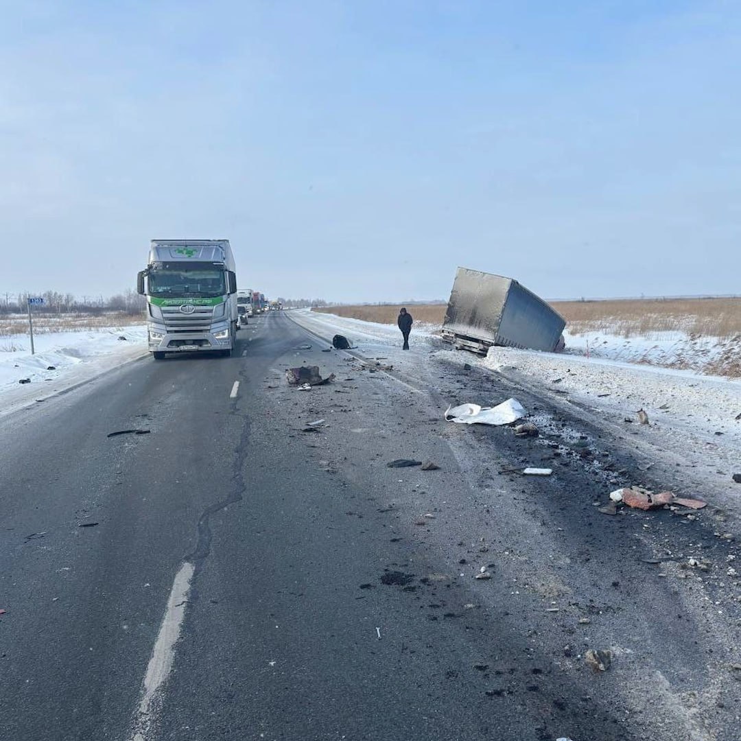 Два человека погибли в аварии в Новосибирской области Два человека погибли в аварии в Новосибирской области