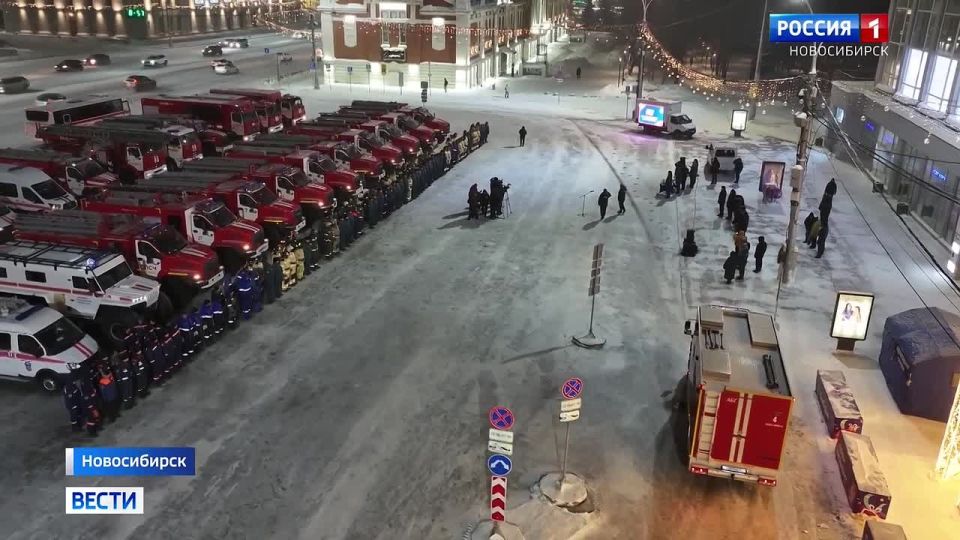 В Новосибирске отметили День спасателя