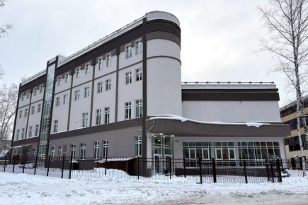 Музыкальную школу на 800 мест достроили в новосибирском Академгородке