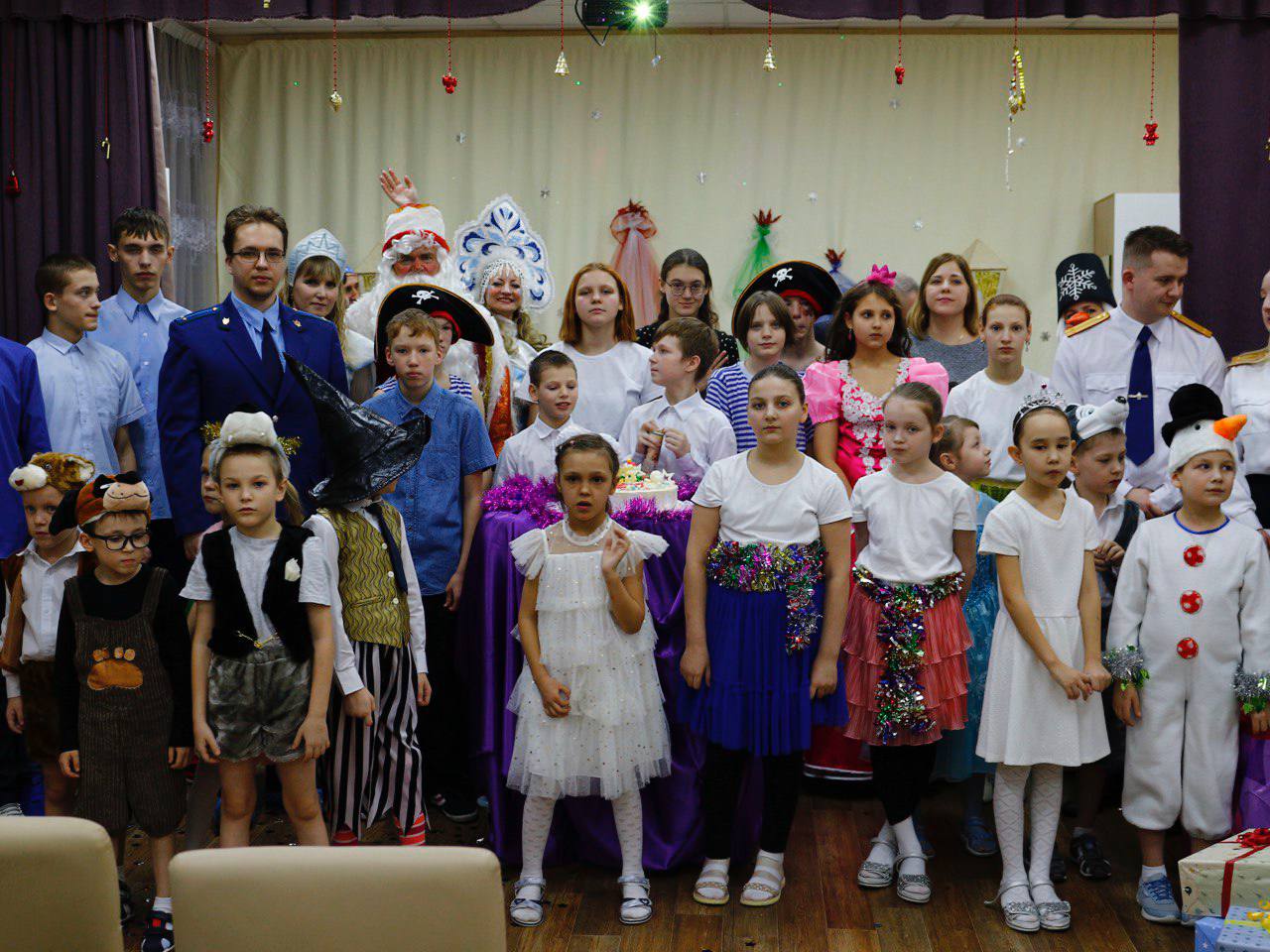 Работники. прокуратуры провели встречу с ребятами из социально-реабилитационного центра «Виктория» Работники. прокуратуры провели встречу с ребятами из социально-реабилитационного центра «Виктория»